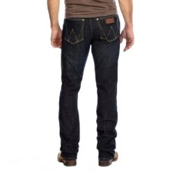 Wrangler Men's Retro 77 Slim Bootcut Jeans In Dax Wash