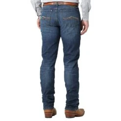 Wrangler Men's 20X NO.44 Slim Fit Jeans
